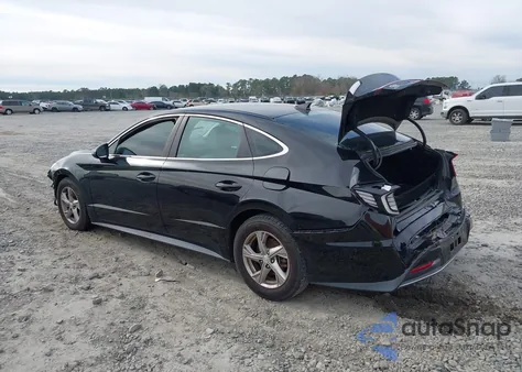 2021 Hyundai Sonata Se z USA, uszkodzony, nr VIN 5NPEG4JA1MH104862